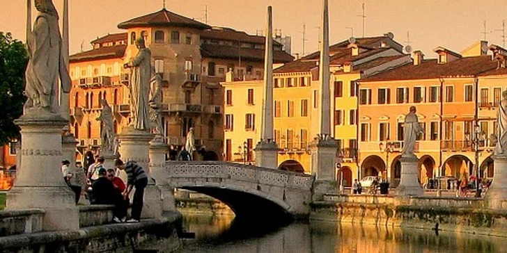 Karneval v Benátkách s návštěvou Verony, Padovy, Sirmione + ubytování na 2 noci