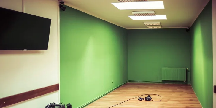 V novém světě: 30 nebo 120 minut ve virtuální realitě či na závodním simulátoru