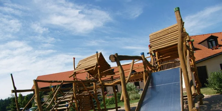 Zimní wellness pobyt v Lužických horách: polopenze, sauna, vířivka i sport
