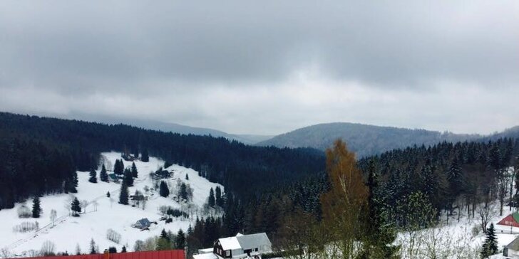 4-8denní lyžovačka v Krkonoších: Útulný penzion, polopenze i sauna