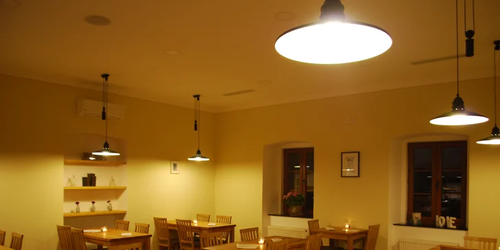 Svatomartinské menu pro dva: Paštika, čtvrtka husy pro každého a domácí koláčky