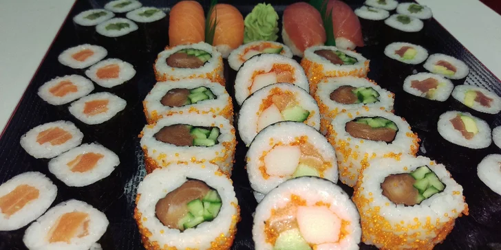 Hostina ve jménu exotiky a zdravých lahůdek: Sushi sety plné skvělých kousků