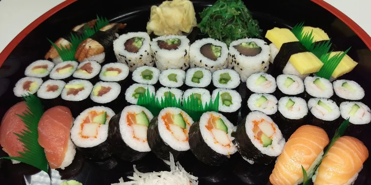 Japonská hostina dle vašeho apetitu: Malé sushi menu nebo velký set