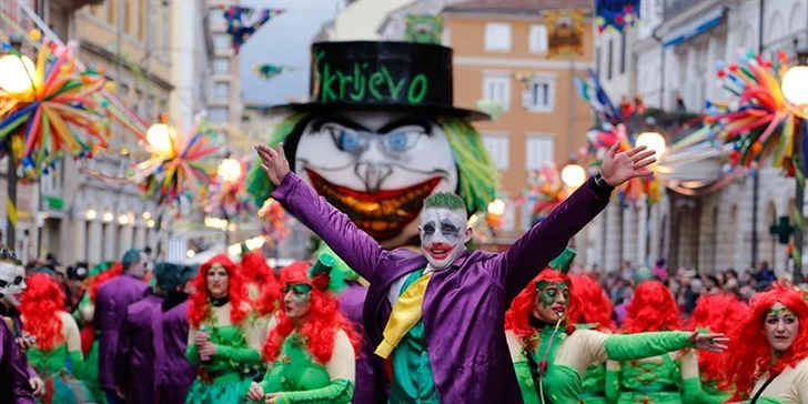 Vydejte se autobusem do chorvatské Rijeky na největší masopustní karneval
