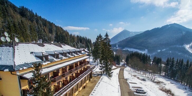 Zima v rakouských Alpách: Štědrý den na horách i jiné zimní termíny