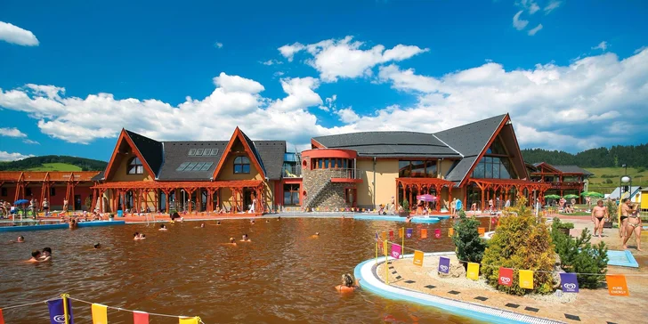 Rajský Silvestr 2016: Oslavy s bazénem i Spa & Wellness v Gino Paradise Bešeňová