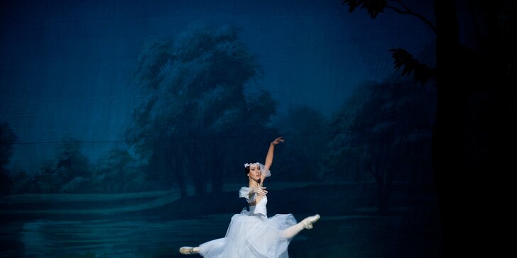 Baletní představení Giselle velkolepého uměleckého souboru z Petrohradu