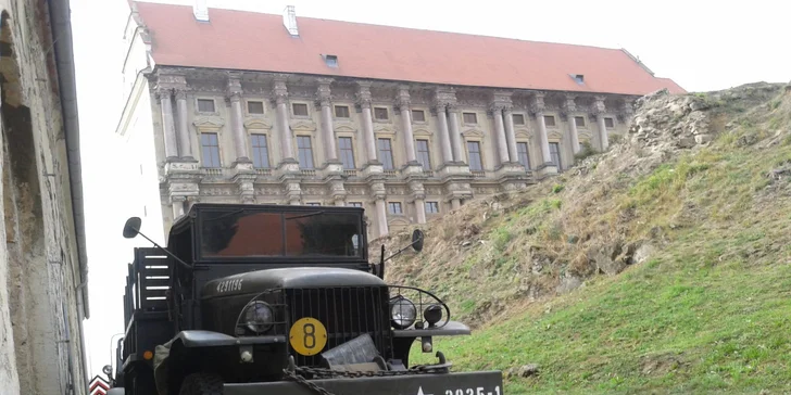 Zážitek jako v roce 1944: Jízda v historickém náklaďáku GMC CCKW