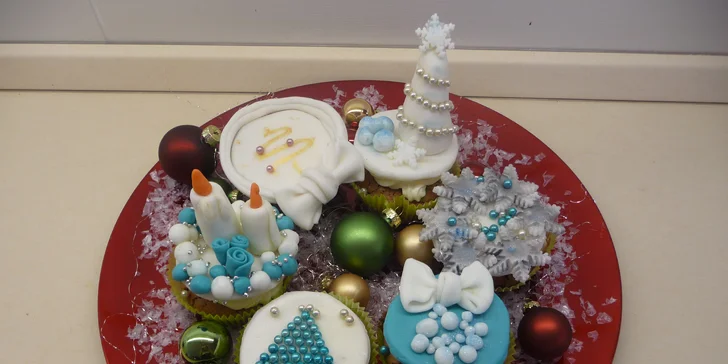 Nadýchané vánoční cupcaky v klasické i bezlepkové variantě