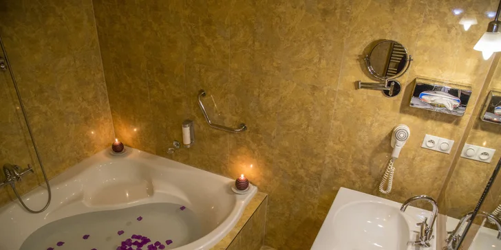 Letní lenošení v Táboře: Ubytování s polopenzí i wellness či s pivní lázní