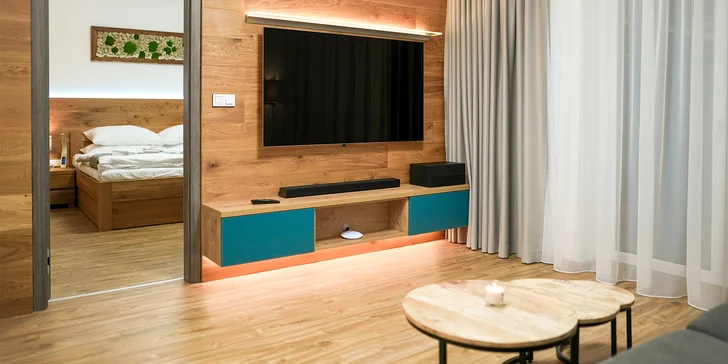 Na výběr jsou apartmány (52 m²) se samostatnou ložnicí a studio (29 m²), kde je lůžková část propojena s obývací.