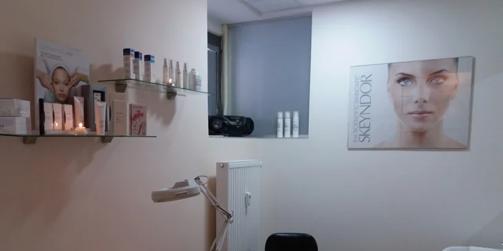 Kosmetické ošetření s čištěním pleti či liftingové ošetření s aplikací alginátové masky