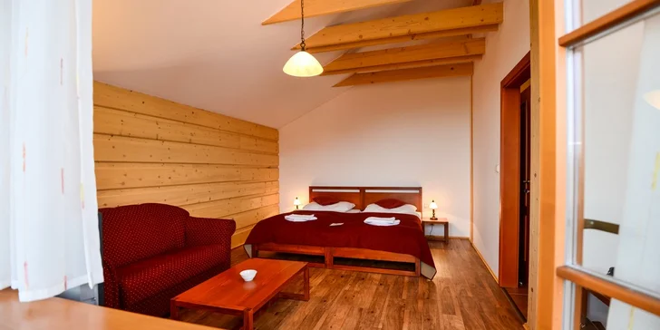 Wellness pobyt v luxusním resortu v Beskydech: snídaně, masáž i výlety