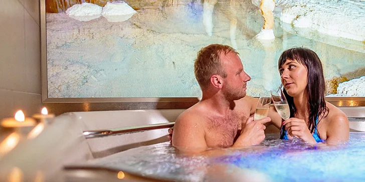 Za krásami Moravského krasu: Moderní ubytování, wellness i slevy na sport