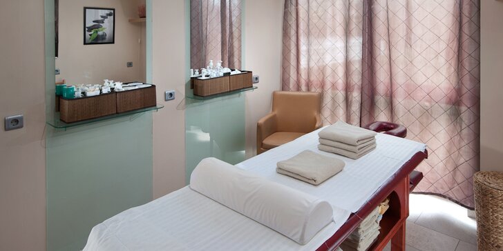 Wellness hotel v Budapešti: 3–4 dny se snídaní a neomezenou relaxací pro 2