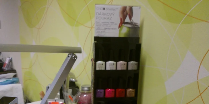 CND SHELLAC - krásné přírodní nehty až 14 dní