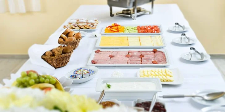 Velikonoce v Jizerkách s wellness a polopenzí: pomlázka i speciální menu