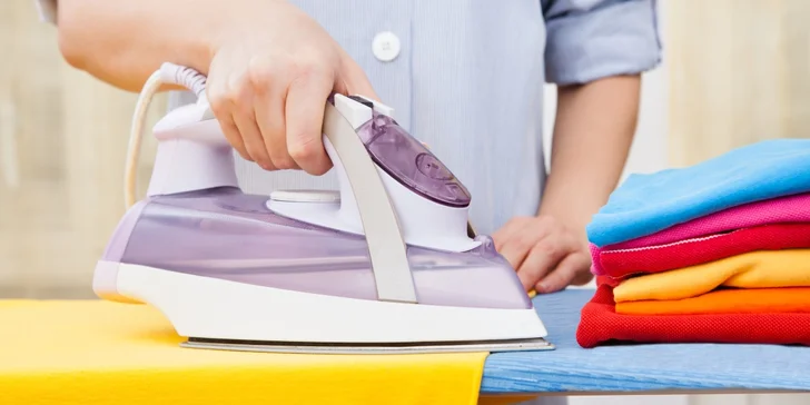 Profesionální žehlení a praní: trička, košile, kalhoty, sako, ubrus i povlečení