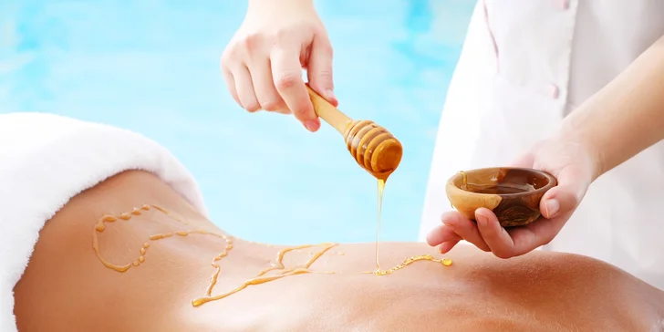 Zimní detoxikační medová masáž