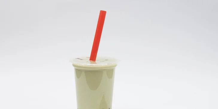 Půl litr bubble tea: Ovocný nebo krémový čaj s dvojitou dávkou přísad