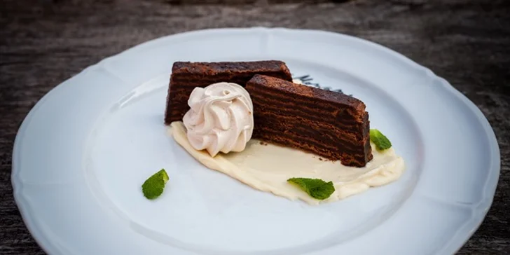 3chodové menu se zvěřinovými specialitami i dezertem pro 2 osoby