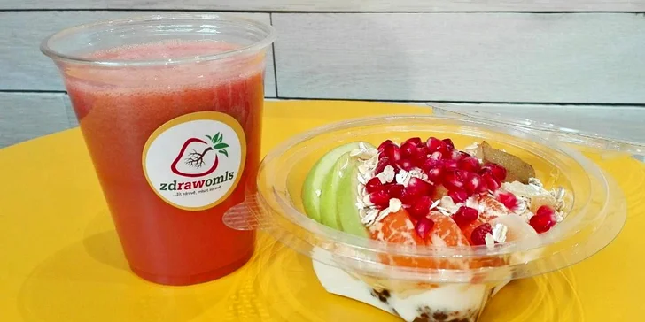 Pochutnejte si na zdravých ovocných dobrotách: Fruit Cake + ovocný fresh