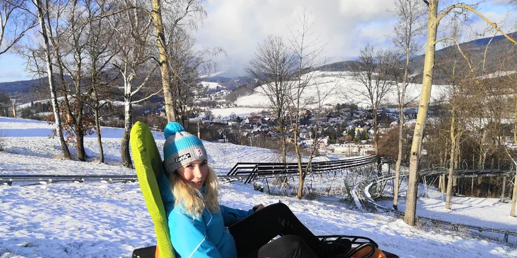 Užijete si nejen super adrenalin, ale i úchvatné výhledy na Krkonoše. 