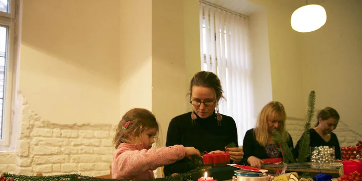 Adventní květinová dílna pro maminky s dětmi