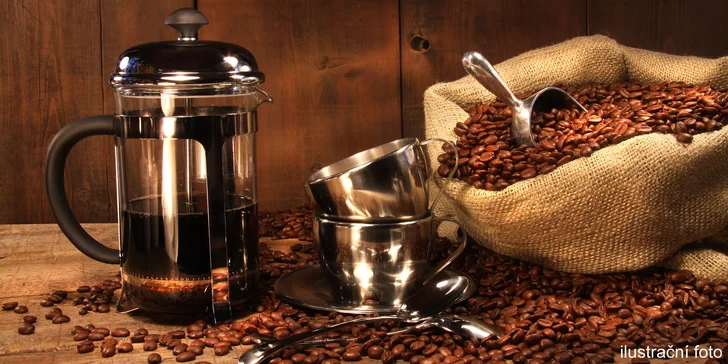 Pro milovníky kávy: 5 druhů Dak Lak Coffee, french press a šálek s podšálkem