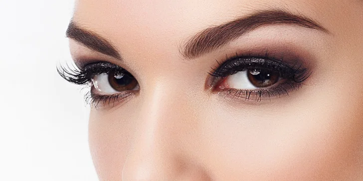 Permanentní make-up obočí pudrovou metodou