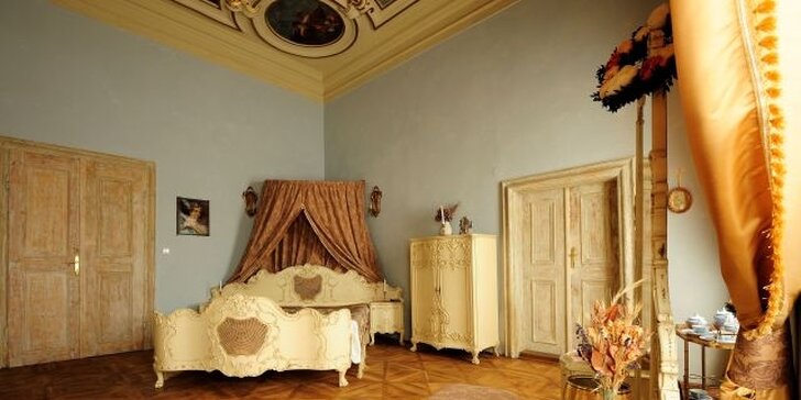 Dva romantické dny v Chateau Radíč: polopenze i noční prohlídka zámku