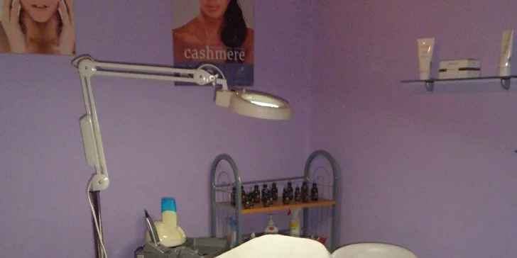 Dokonalá tvář: Permanentní make-up očních linek nebo obočí