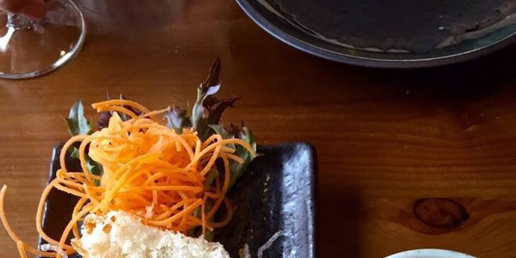 Večeře jako pro císaře: Japonské degustační menu pro 2 osoby