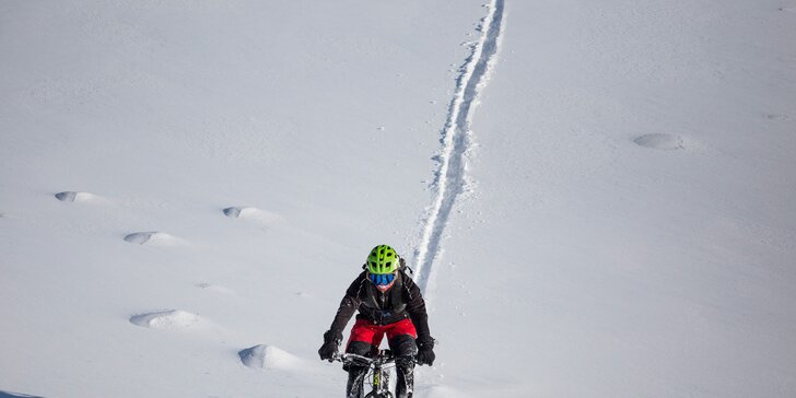 Snowbike na 24 hodin: Zapůjčení speciálního jízdního kola na celý den