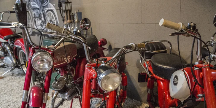 Setkání s legendou: Vstup do největšího muzea Harley-Davidson v Evropě