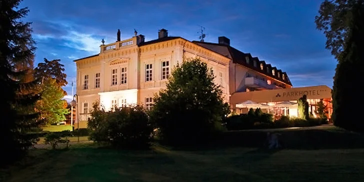 Luxusní třídenní relaxační pobyt s polopenzí a balíčkem wellness služeb pro dva