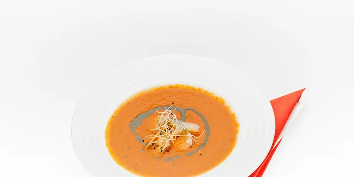 Silvestrovská oslava s vyladěným menu a skvělou zábavou v restauraci Savoy