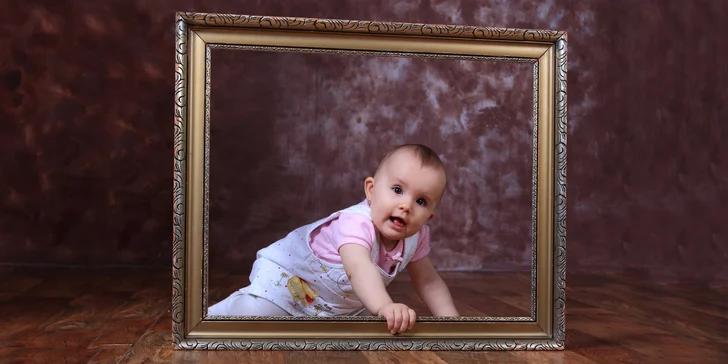 Fotografování v ateliéru či exteriéru až pro 4 osoby + nástěnné kalendáře