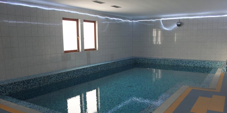 Relax pro 2 na vsi u královského města Písek s bazénem, vířivkou a saunou