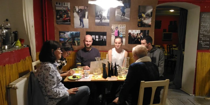Kávová degustace: 8 vzorků ze tří kontinentů a balíček s sebou pro 1 či 2
