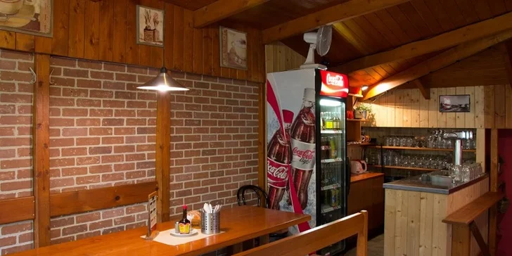Půlkilová porce tataráku s křupavými topinkami