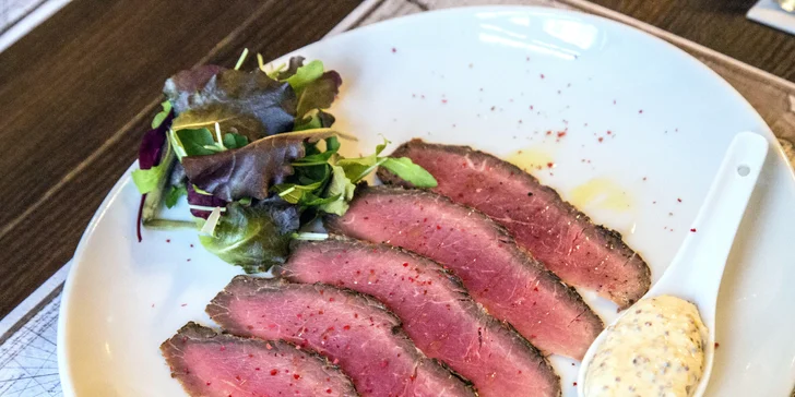 5chodové degustační menu s masem nebo mořskými plody pro dva