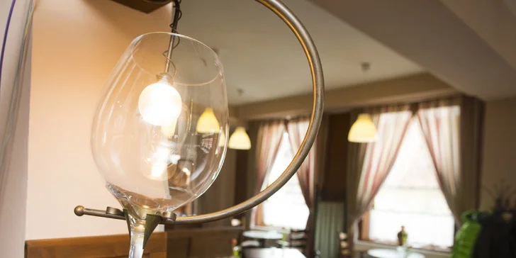 Luxusní relax v Mikulově: střešní wellness s bazénem i saunový svět