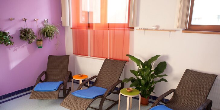 Balneoterapie: Rašelinový zábal s masáží a sauna