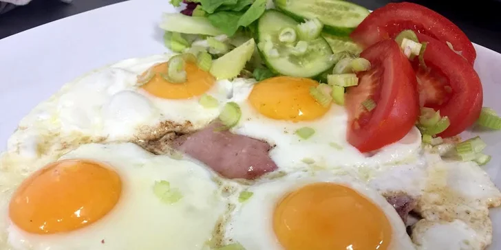 Snídaně je základ: Káva, fresh juice a sladké i slané dobroty dle výběru