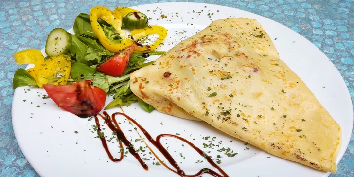2x francouzské crêpes se špenátem a 2x horké maliny se zmrzlinou