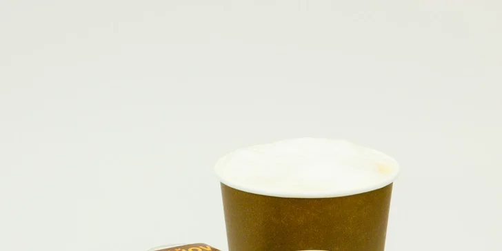Jogurtové tiramisu a káva nebo čaj v oblíbeném Yobaru