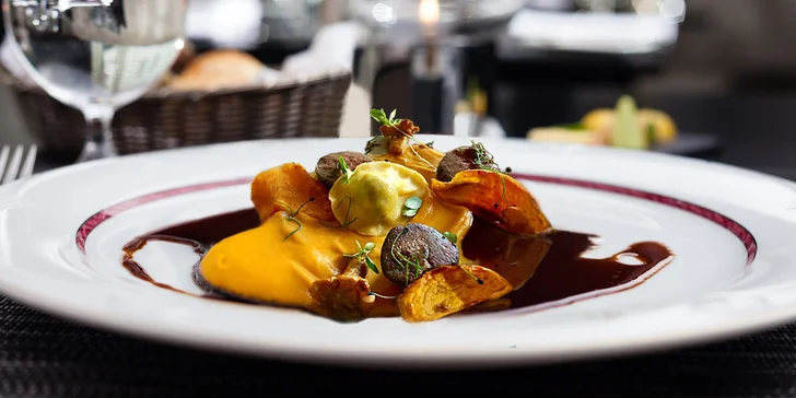 3chodové menu se zvěřinovými specialitami i dezertem pro 2 osoby
