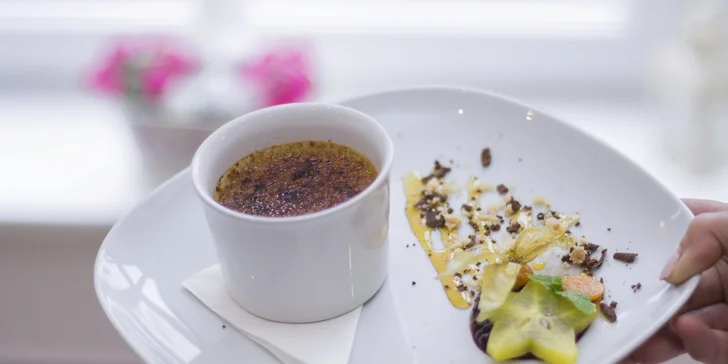 Zážitek z moderní gastronomie: Luxusní čtyřchodové degustační menu pro 2 osoby