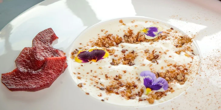 Moderní gastronomie na talíři - degustační menu o 5 chodech pro 2 labužníky